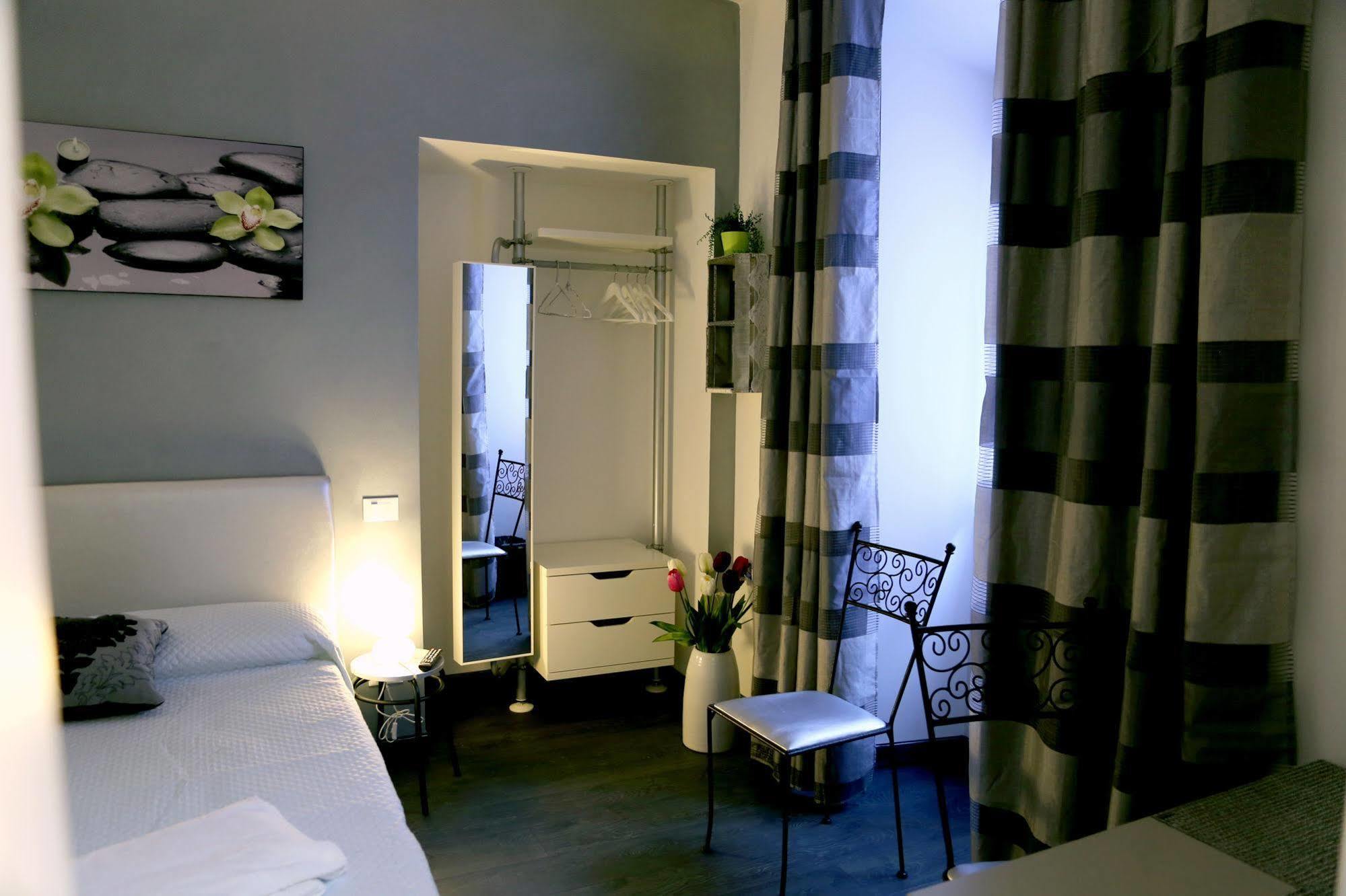 Caroline Rooms Roma Ngoại thất bức ảnh