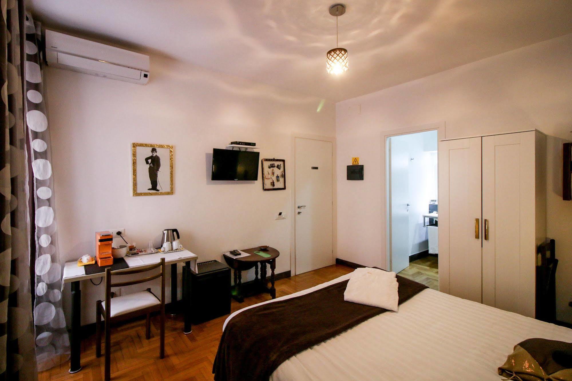 Caroline Rooms Roma Ngoại thất bức ảnh