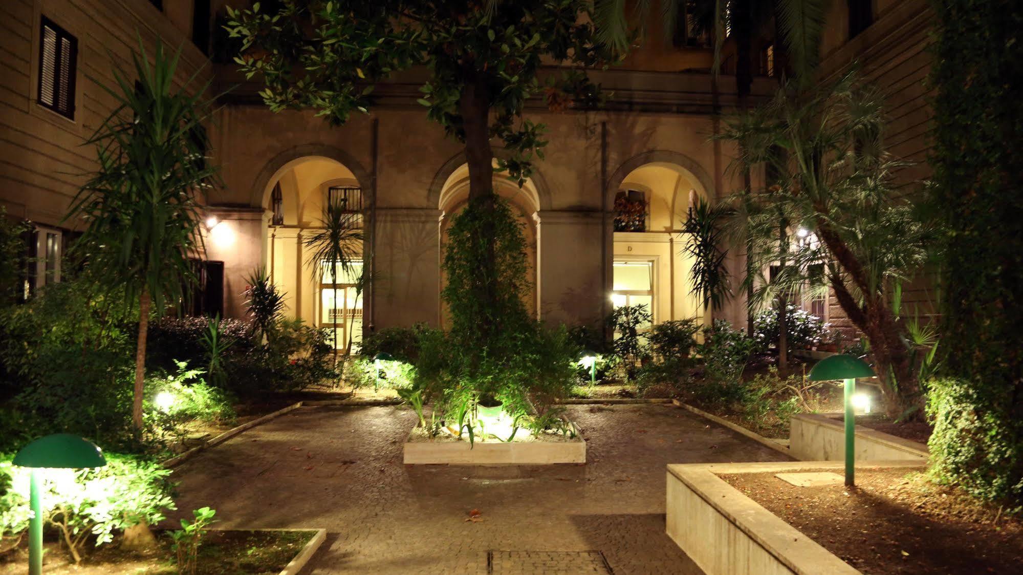 Caroline Rooms Roma Ngoại thất bức ảnh
